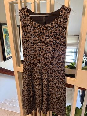 BCBGMaxAzria Black and Cream Sleeveless Fit-and-Flare Mini Dress